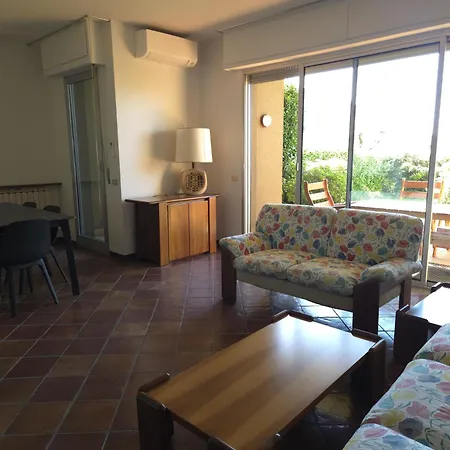 Casa Arca شاليه غيفّا
